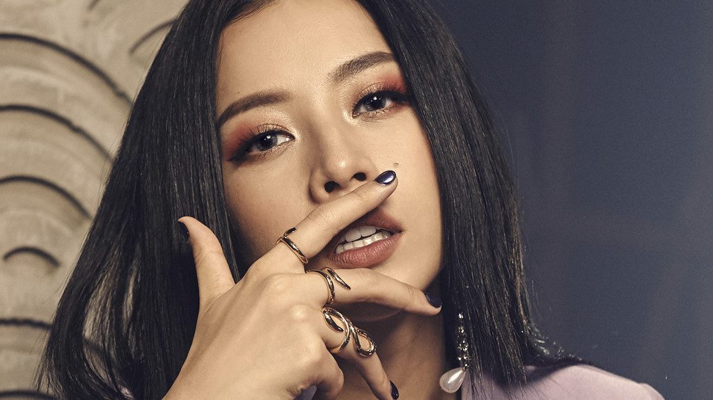 Những màu son nổi bật cho mùa lễ hội cuối năm Chi315076449220710011011960crop1507652794610 1024x575